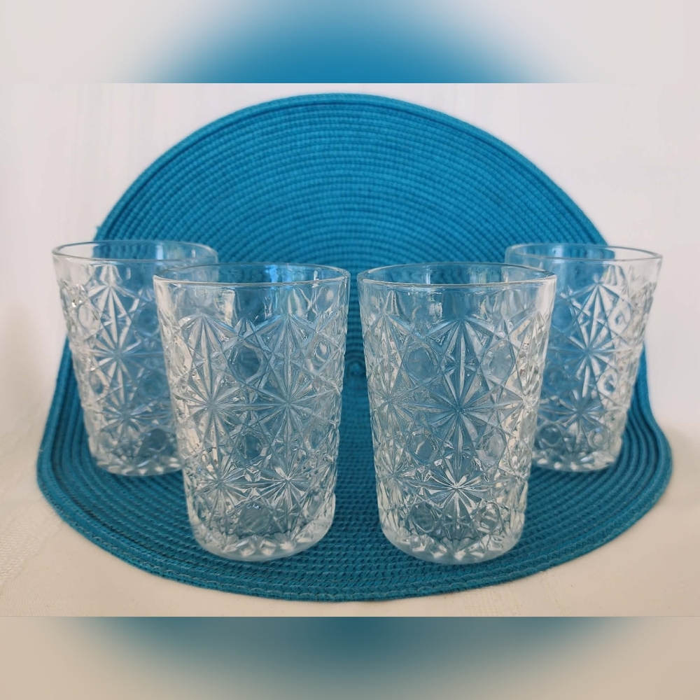 Elegant Libbey Hobstar Glass Tumblers Set Of 4